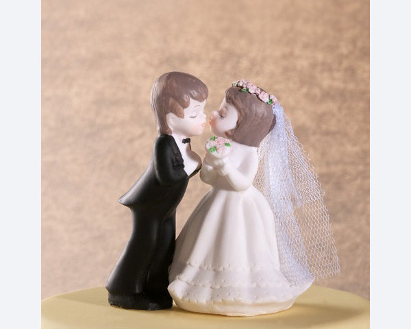 Porcelain Kissing Couple Cake Topper - Main Image | My Wedding Favors