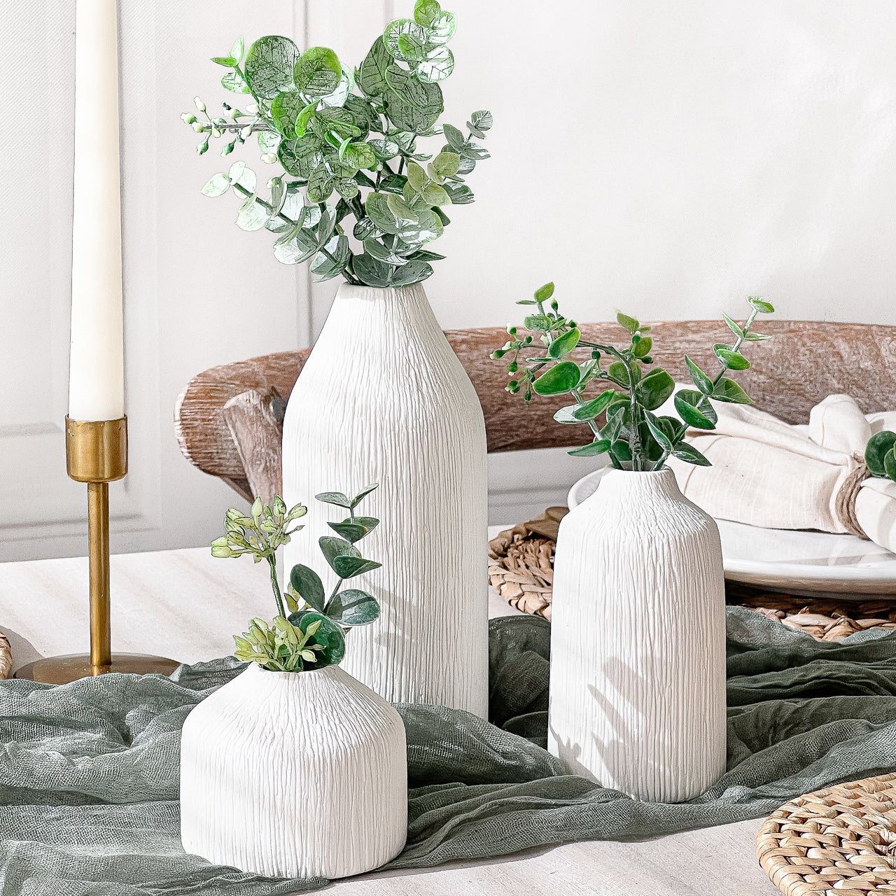 Boho Ceramic Bud Vase - White (Set of 3) - Alternate Image 3 | My Wedding Favors