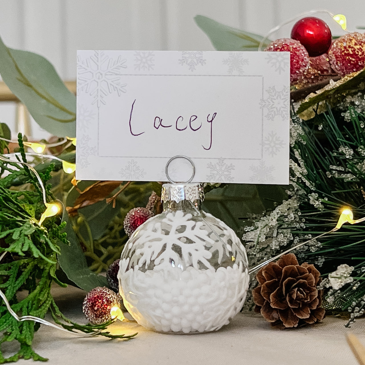 Holiday Ornament Place Card and Photo Holder Favor (Set of 6)