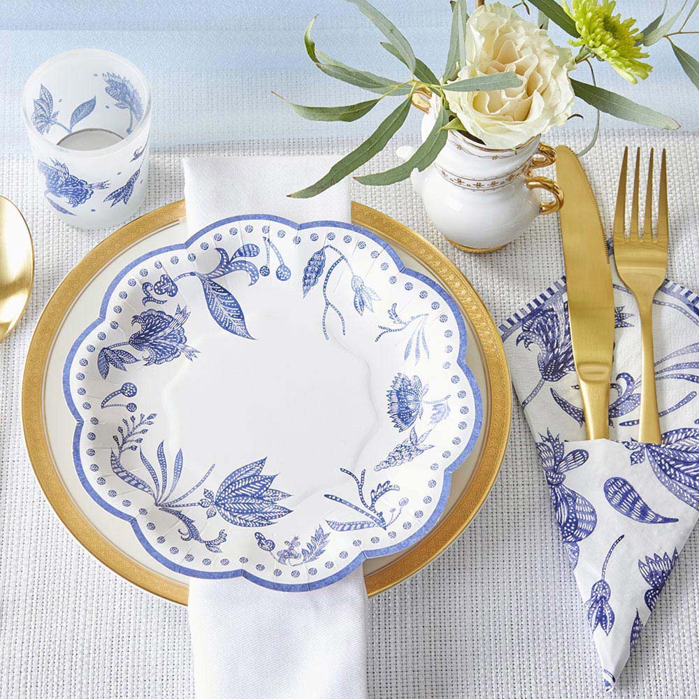 Blue Willow 7 in. Premium Paper Plates (Set of 16) - Alternate Image 4 | My Wedding Favors