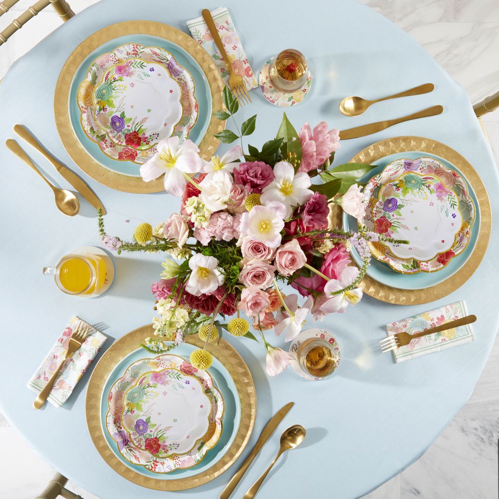 Garden Blooms 7 in. Premium Paper Plates (Set of 16) - Alternate Image 4 | My Wedding Favors